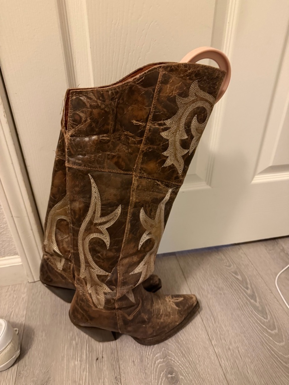 Dan Post Brown Leather Embroidered Western Heeled Boots